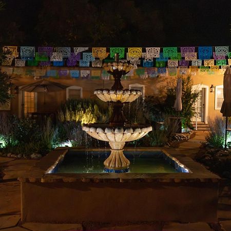 Dos Hermanas Casita 8 Downtown Courtyard Patio سانتا فيه المظهر الخارجي الصورة