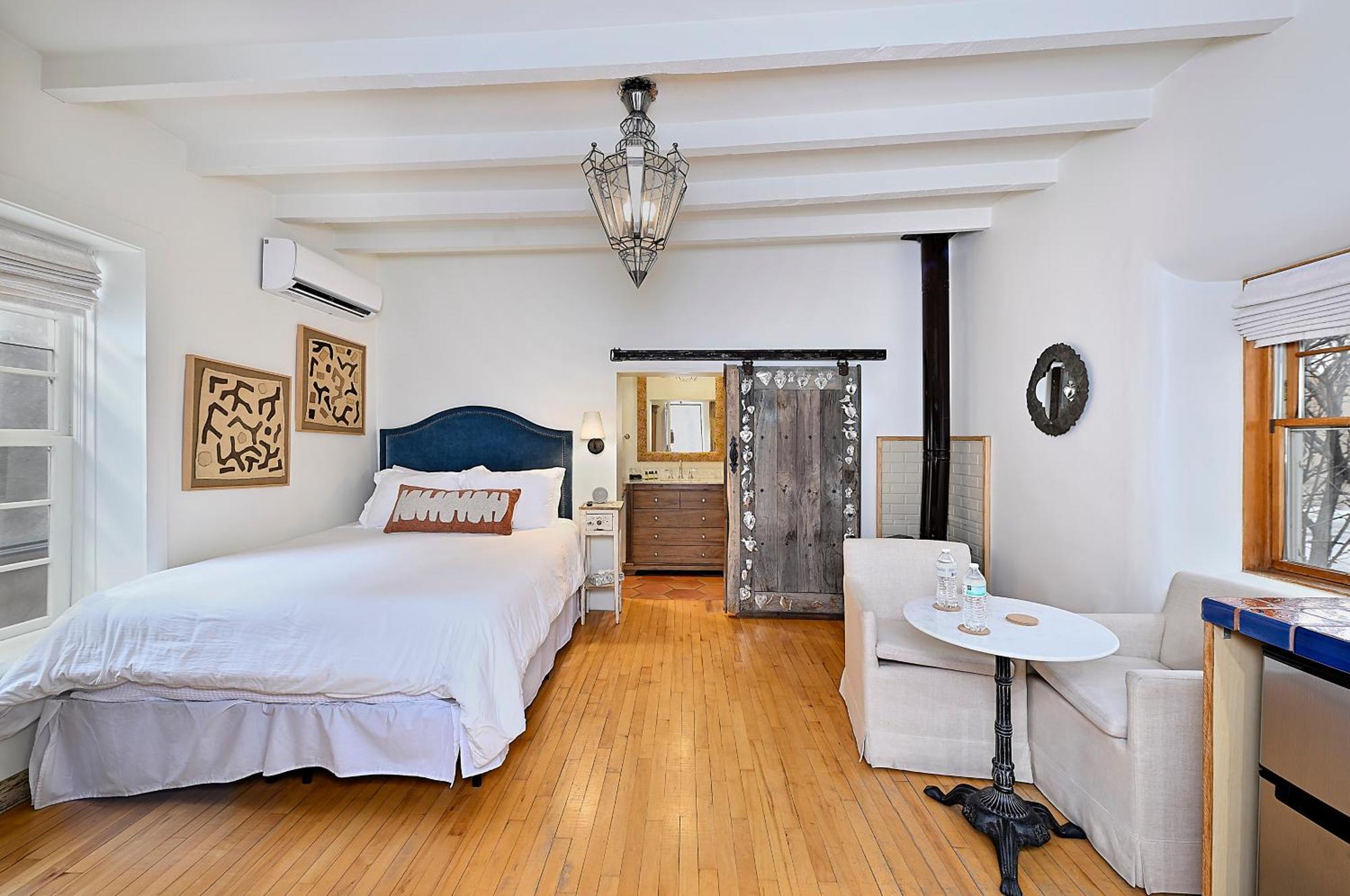 Dos Hermanas Casita 8 Downtown Courtyard Patio سانتا فيه المظهر الخارجي الصورة